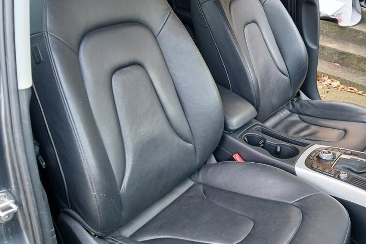 Grå Audi A4 fra 2015