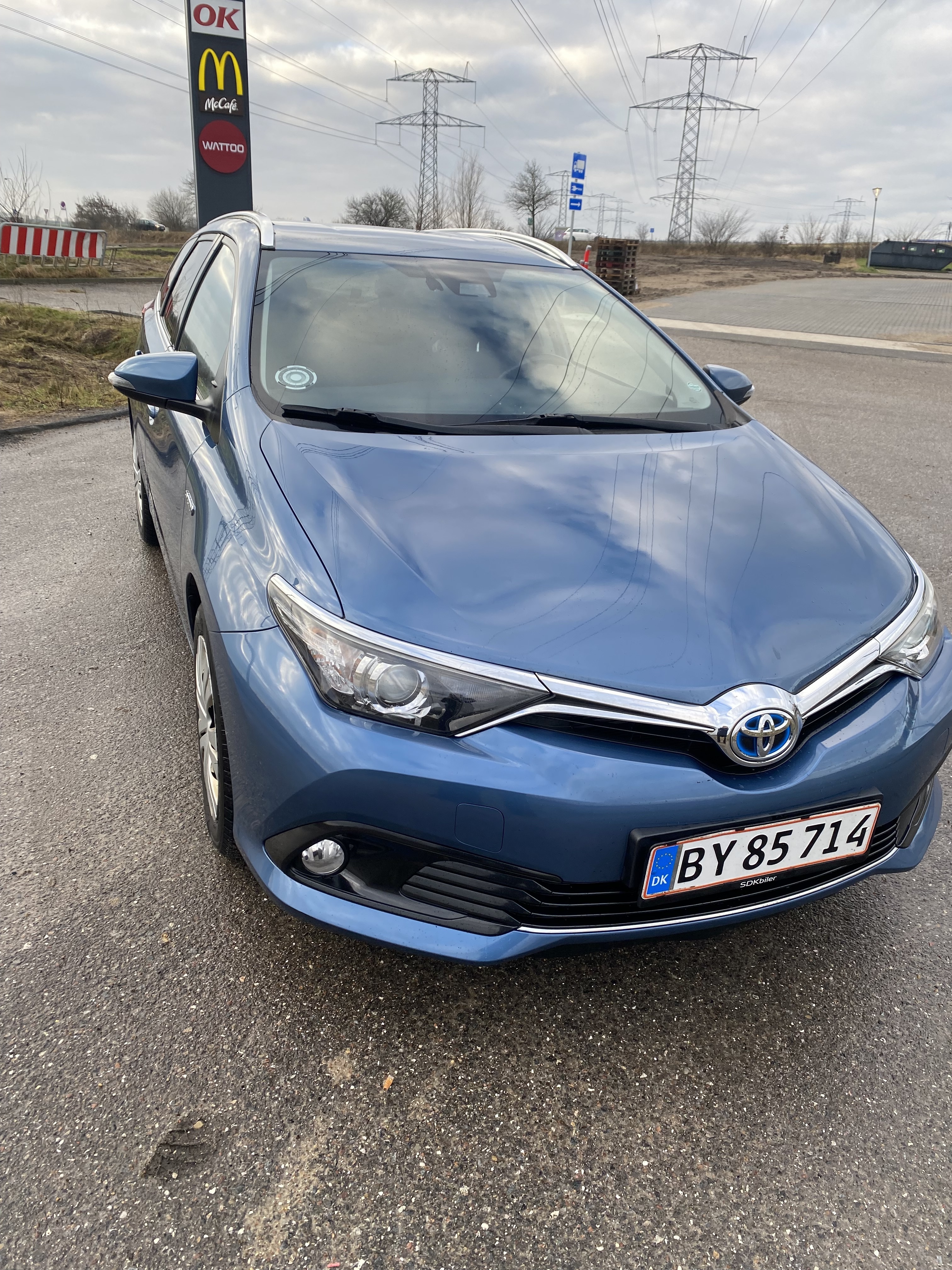 Toyota Auris 1,8 Hybrid Touring Sports