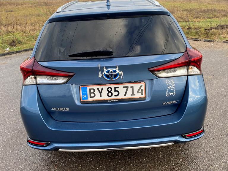 Toyota Auris 1,8 Hybrid Touring Sports