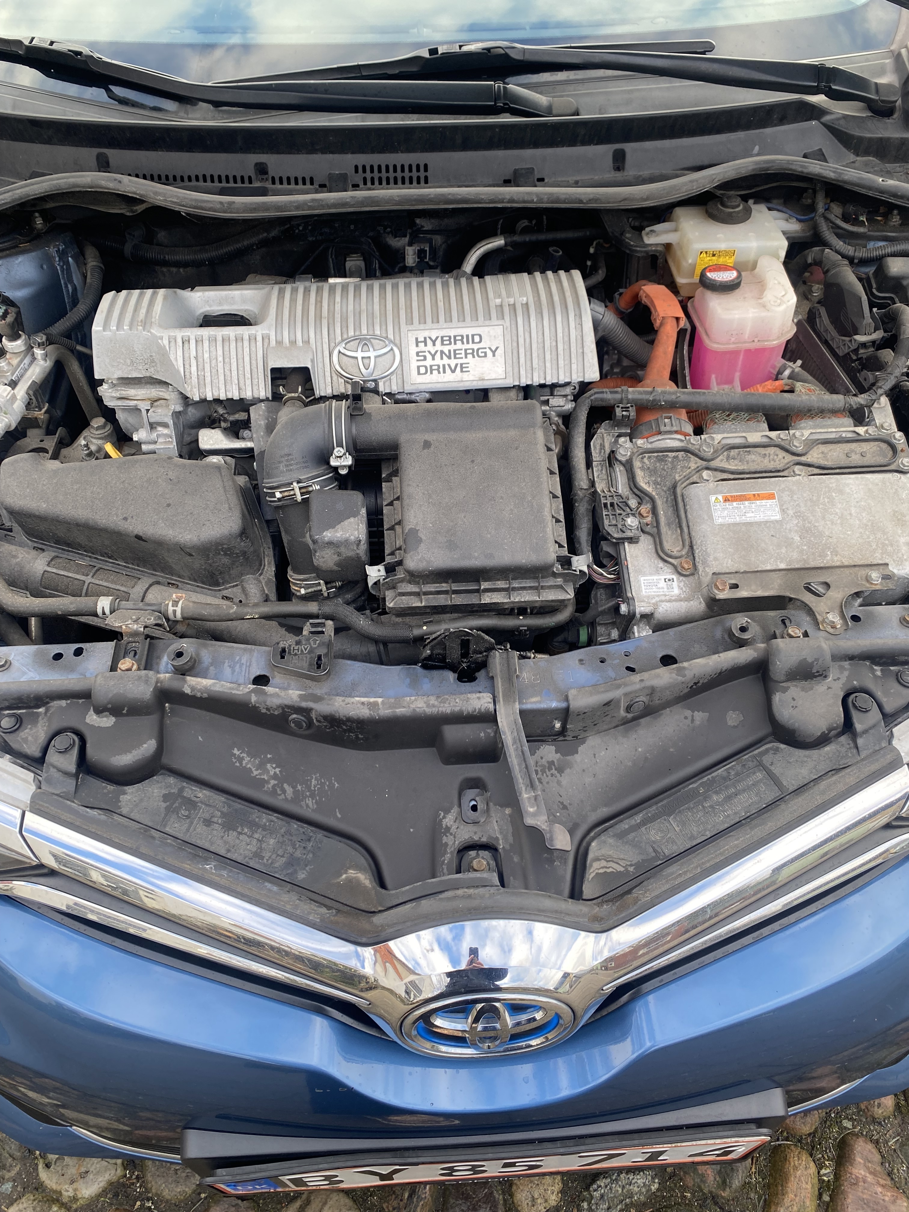 Blå Toyota Auris fra 2017