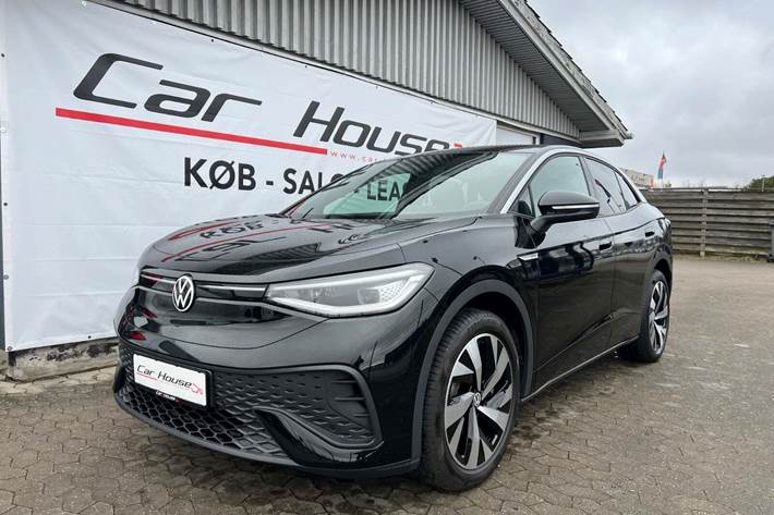 Sort VW ID.5 fra 2023 set udefra