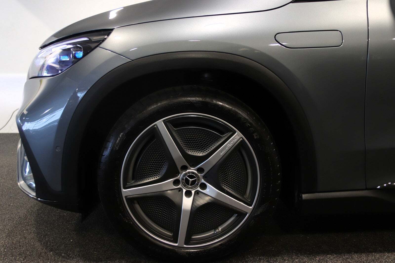 Mercedes EQE300 SUV AMG Line