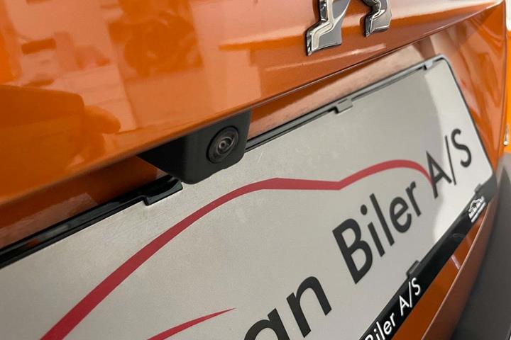 Orange Peugeot e-2008 fra 2023