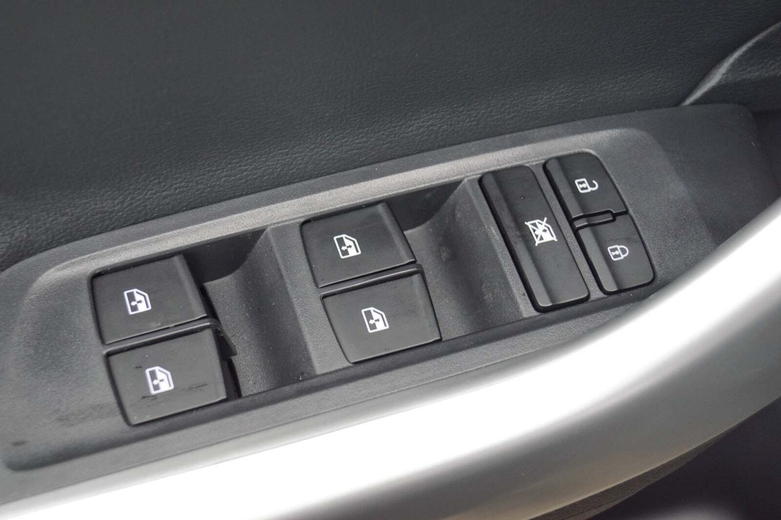 Sort Maxus eT90 fra 2024