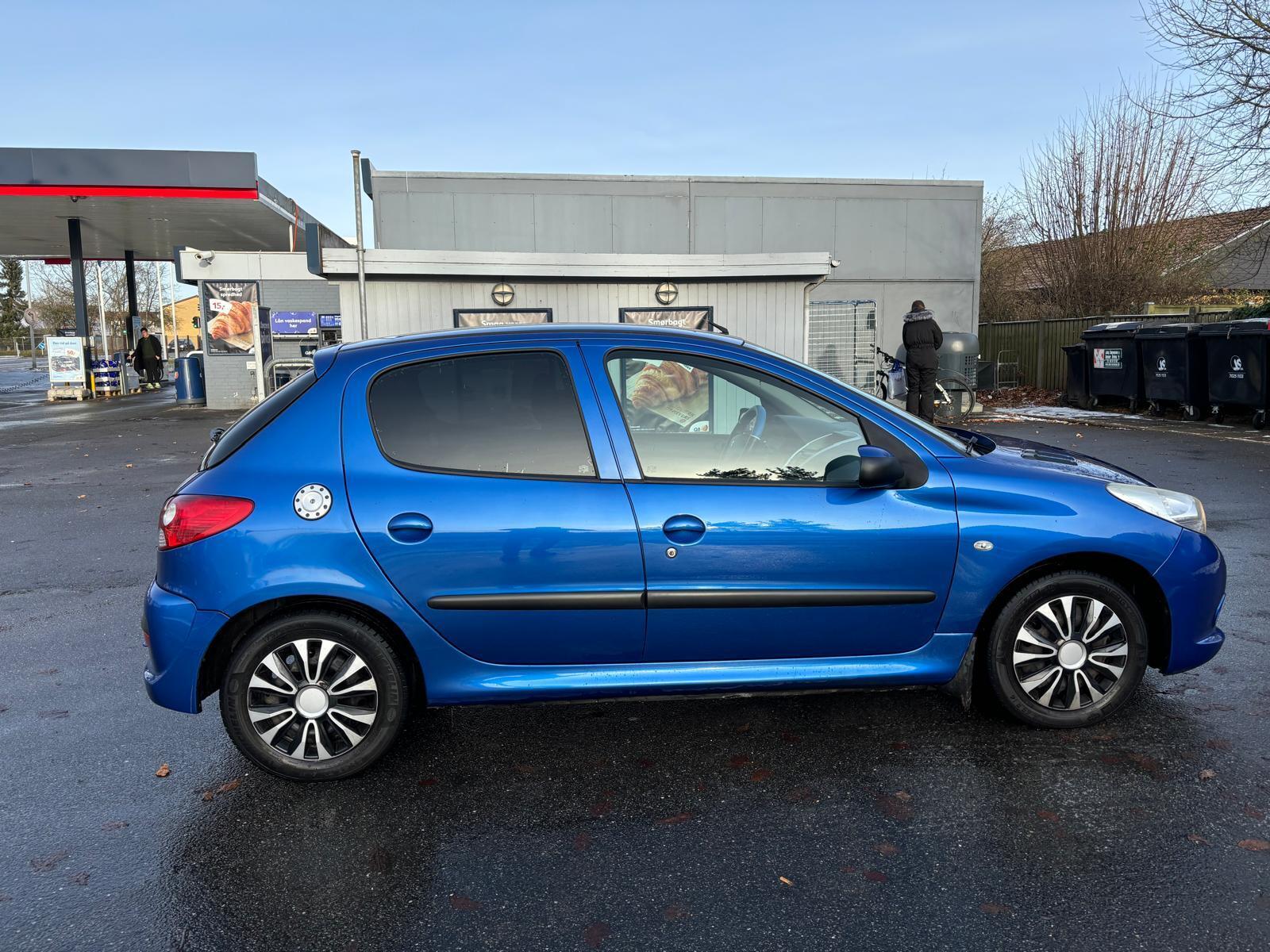 Peugeot 206 1,4 HDI 68 HK 5-D