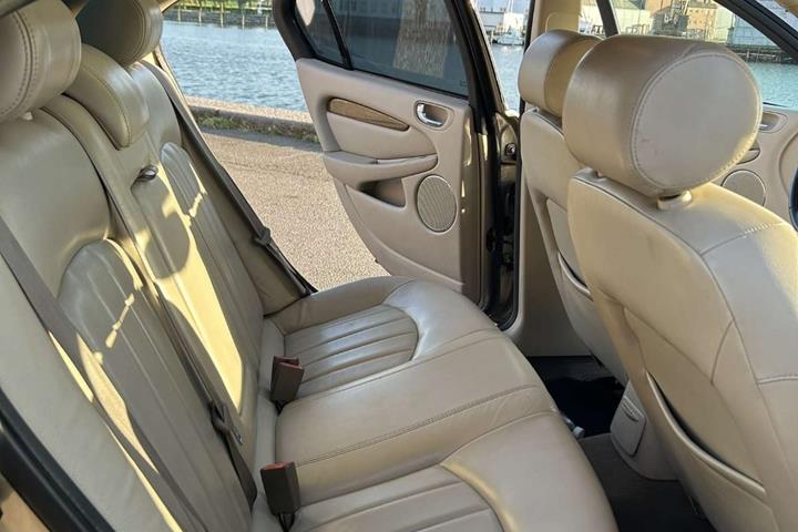 undefined Jaguar X-type fra 2003