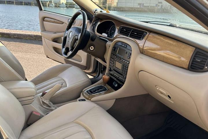 undefined Jaguar X-type fra 2003