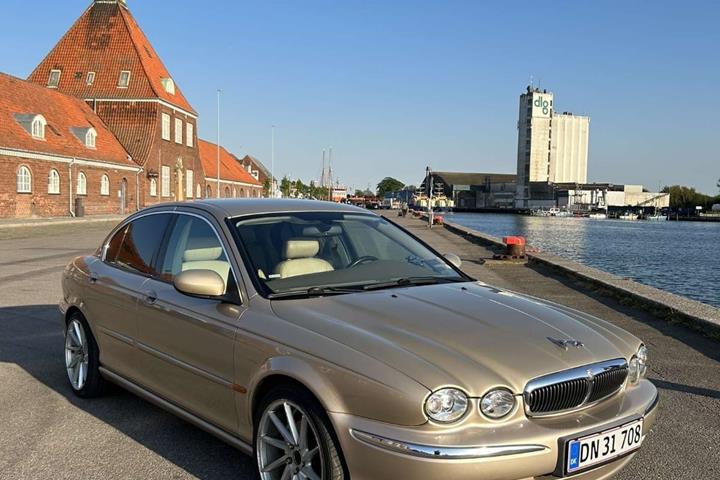 undefined Jaguar X-type fra 2003