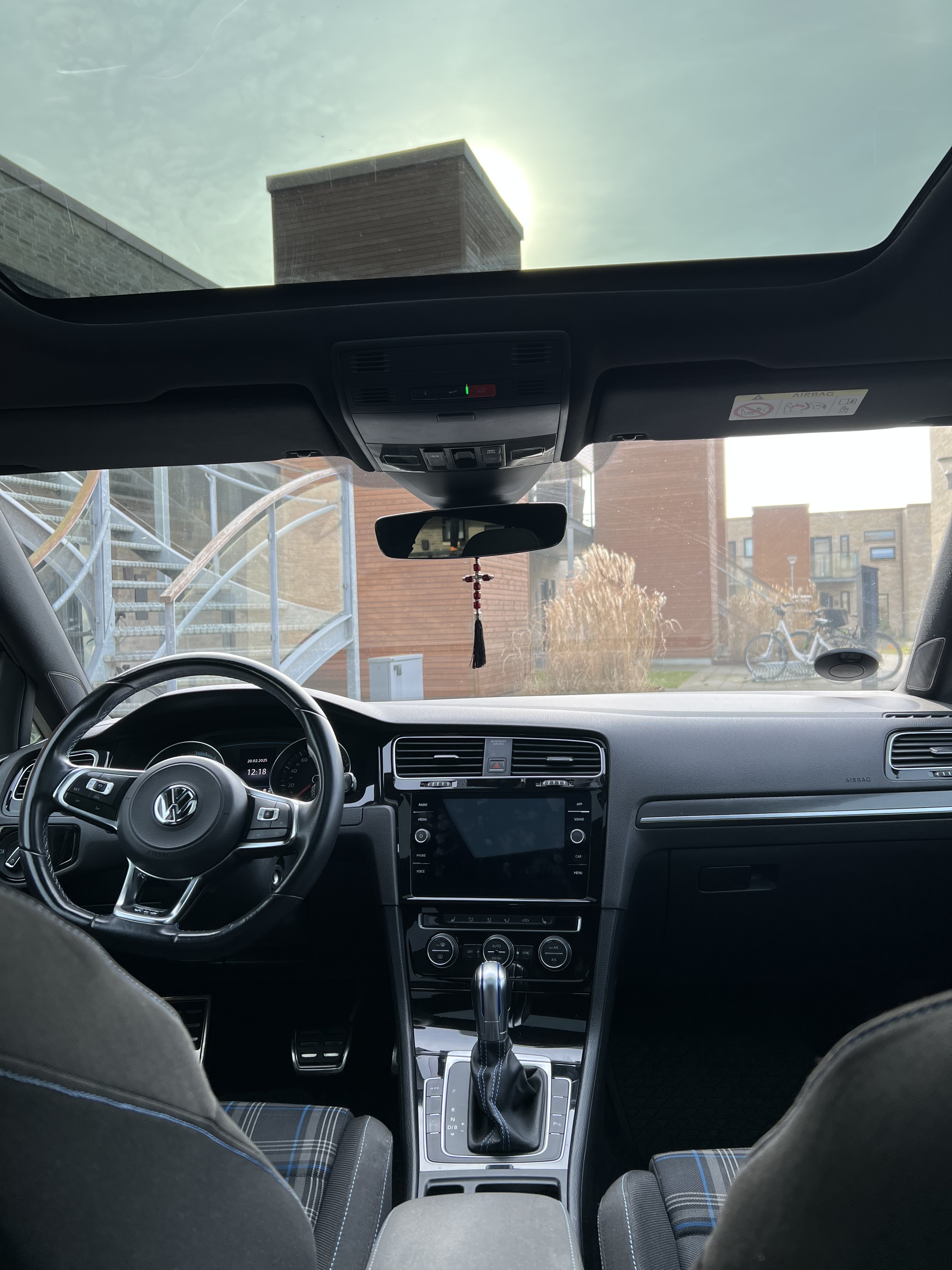 Brun VW Golf fra 2017