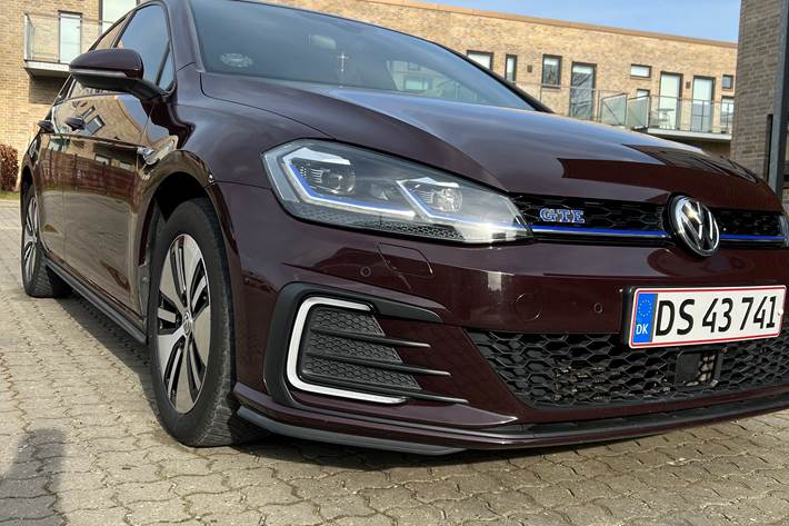 Brun VW Golf fra 2017