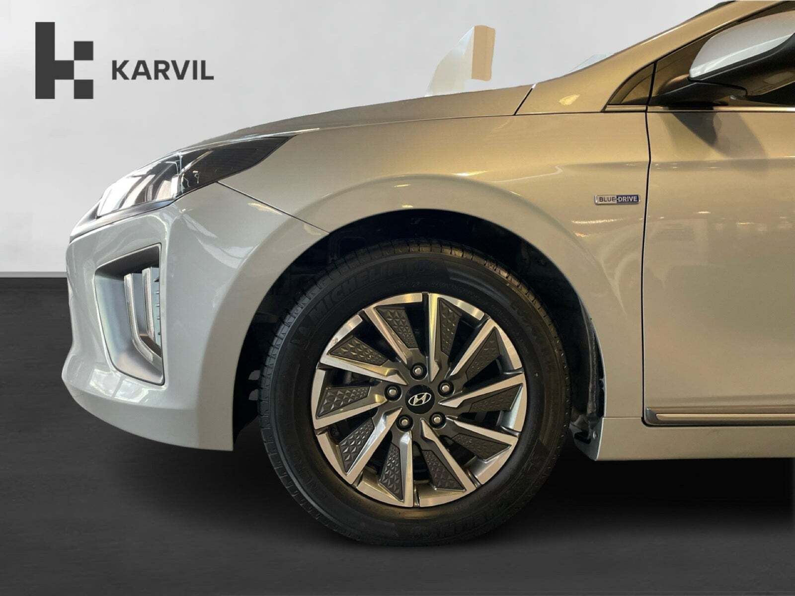 Sølv Hyundai Ioniq fra 2020