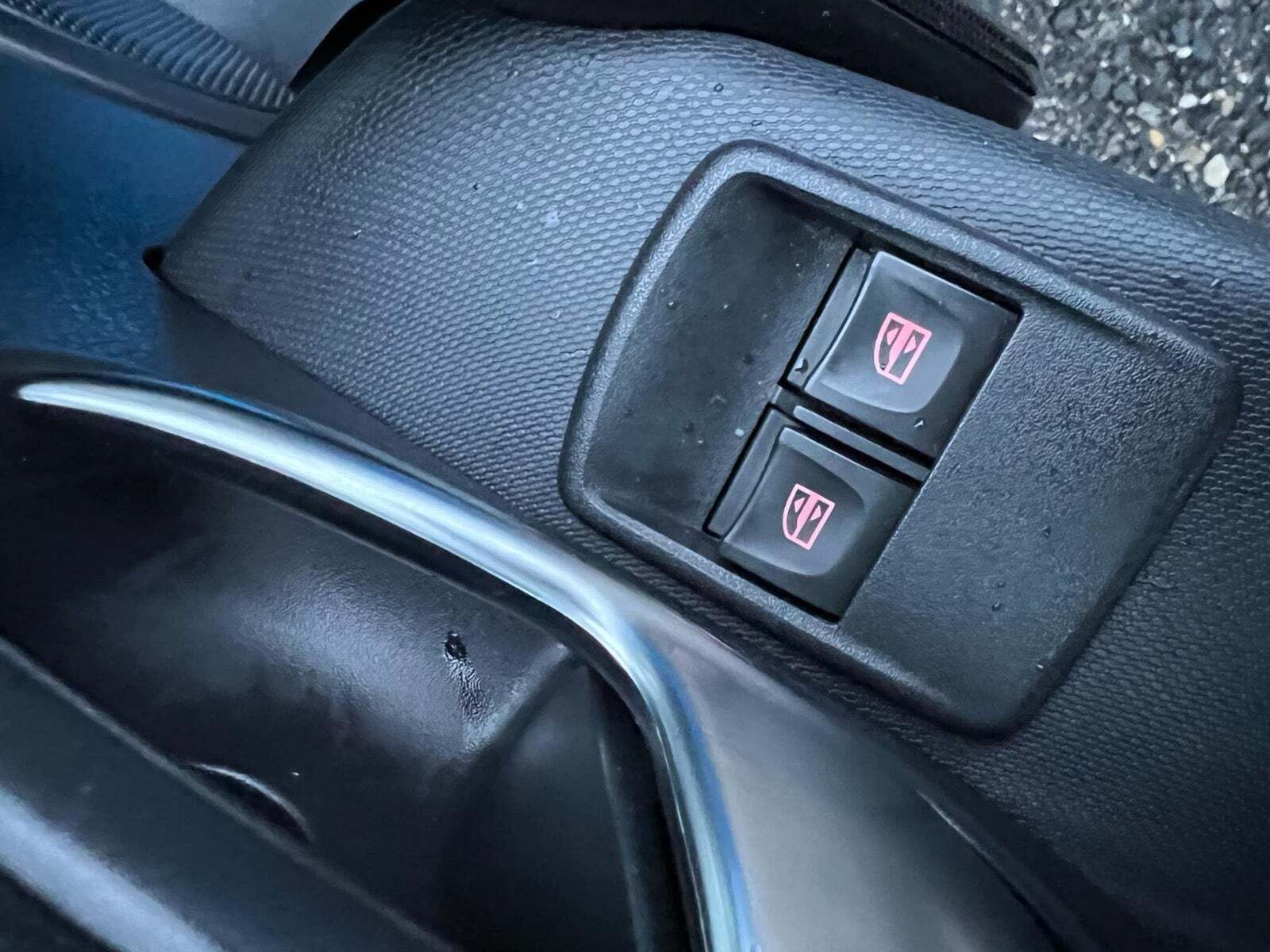 Blå Dacia Sandero Stepway fra 2017
