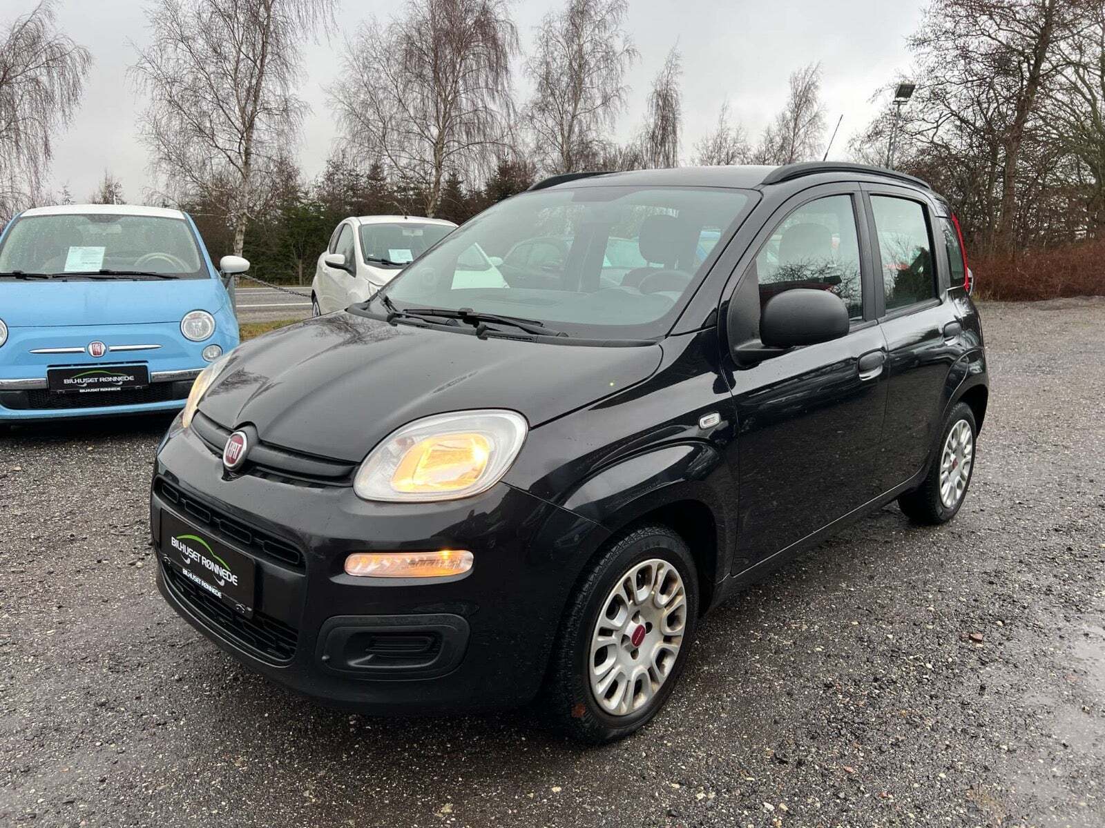 Sort Fiat Panda fra 2015