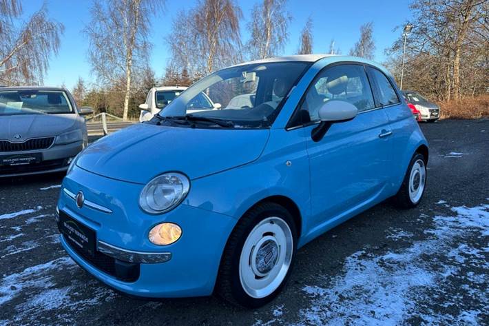 Blå Fiat 500 fra 2014