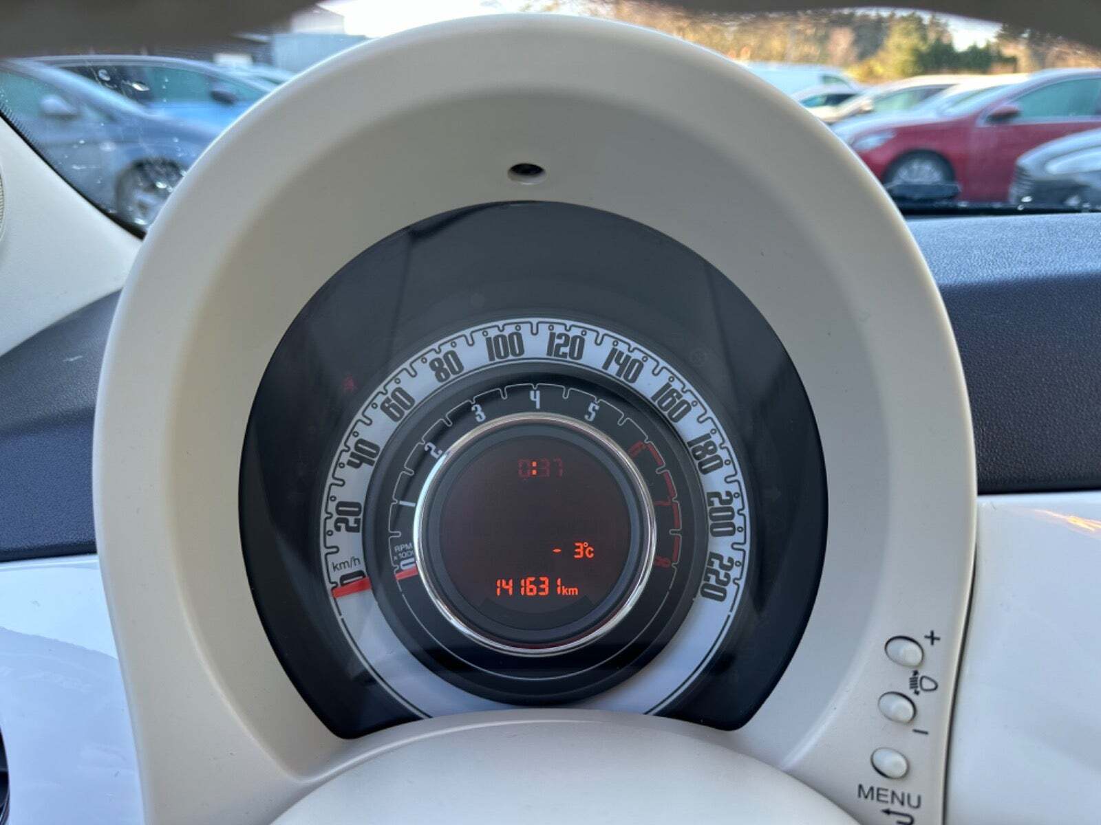 Blå Fiat 500 fra 2014