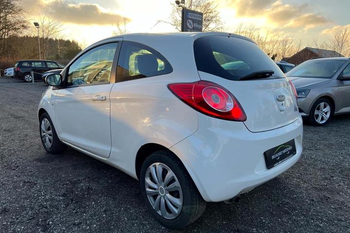 Hvid Ford Ka fra 2011