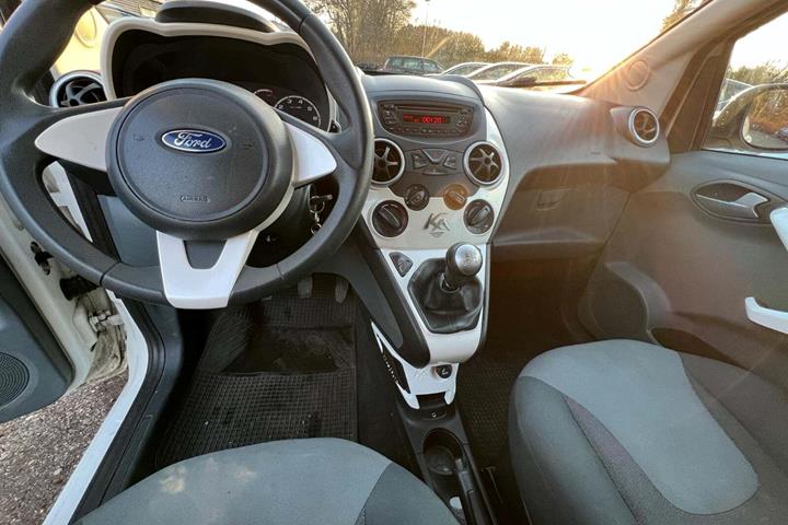 Hvid Ford Ka fra 2011