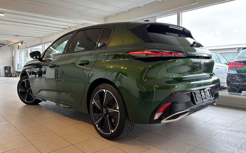 Peugeot E-308