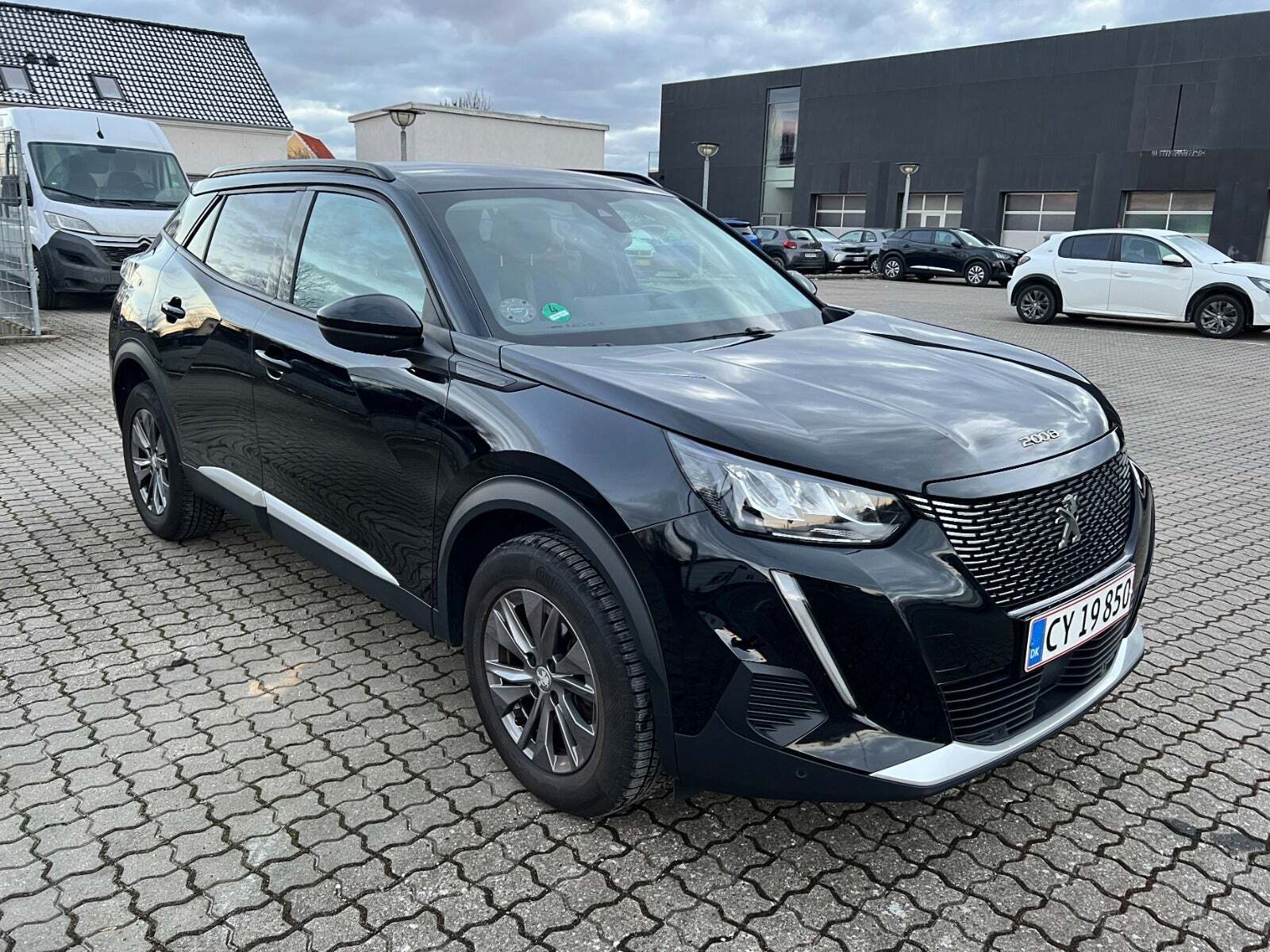 undefined Peugeot 2008 fra 2020 set udefra