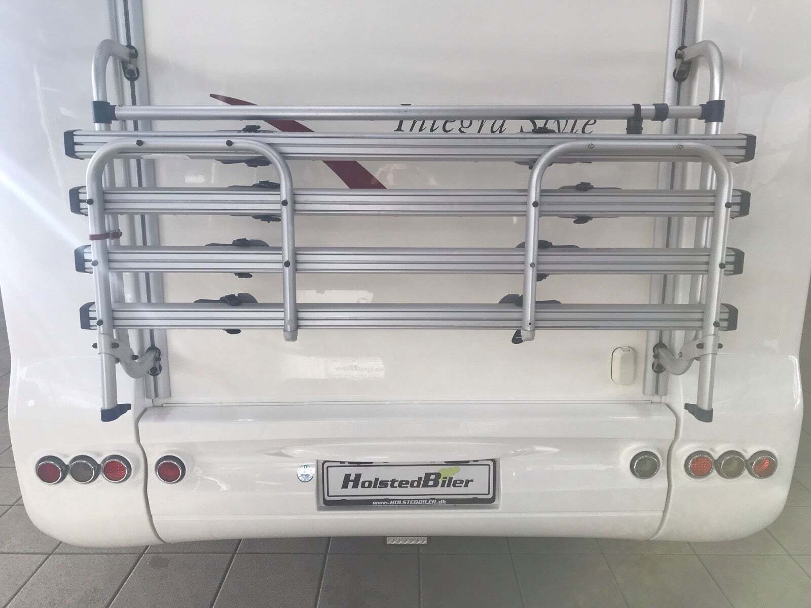 Hvid Fiat Euramobil fra 2014 set udefra