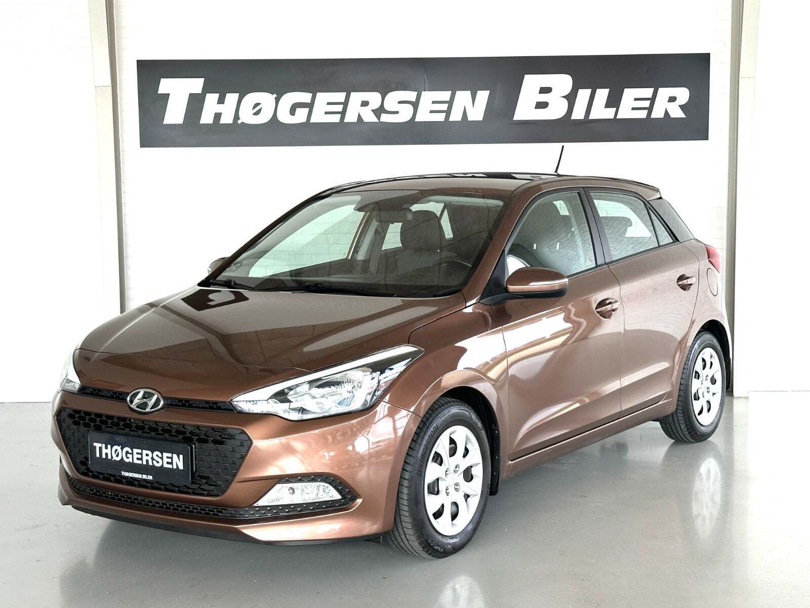 Brun Hyundai i20 fra 2017