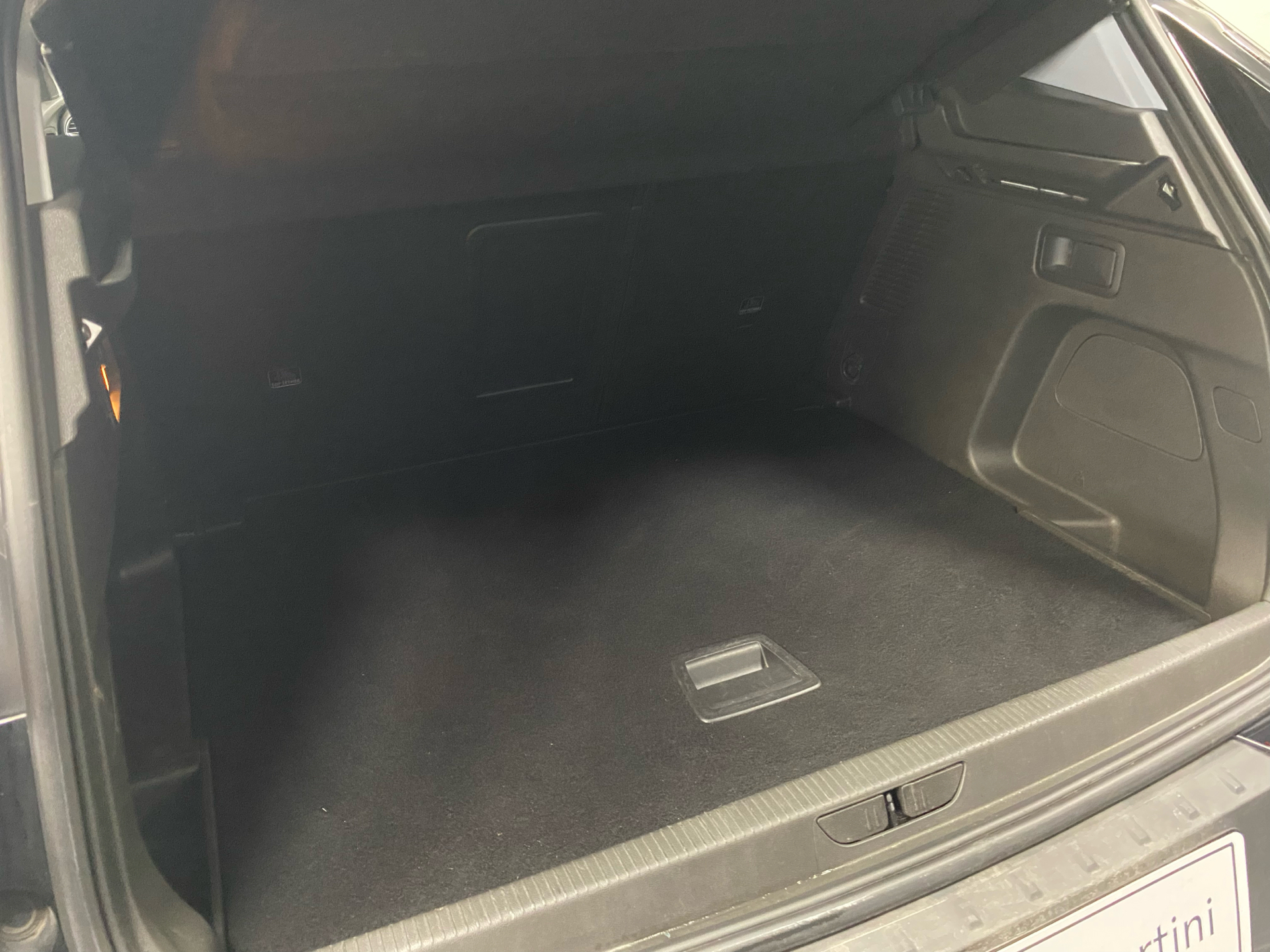 Opel Grandland X 1,2 Direct Injection Turbo Innovation Start/Stop 130HK 5d 6g