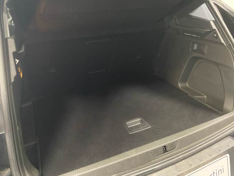 Opel Grandland X 1,2 Direct Injection Turbo Innovation Start/Stop 130HK 5d 6g