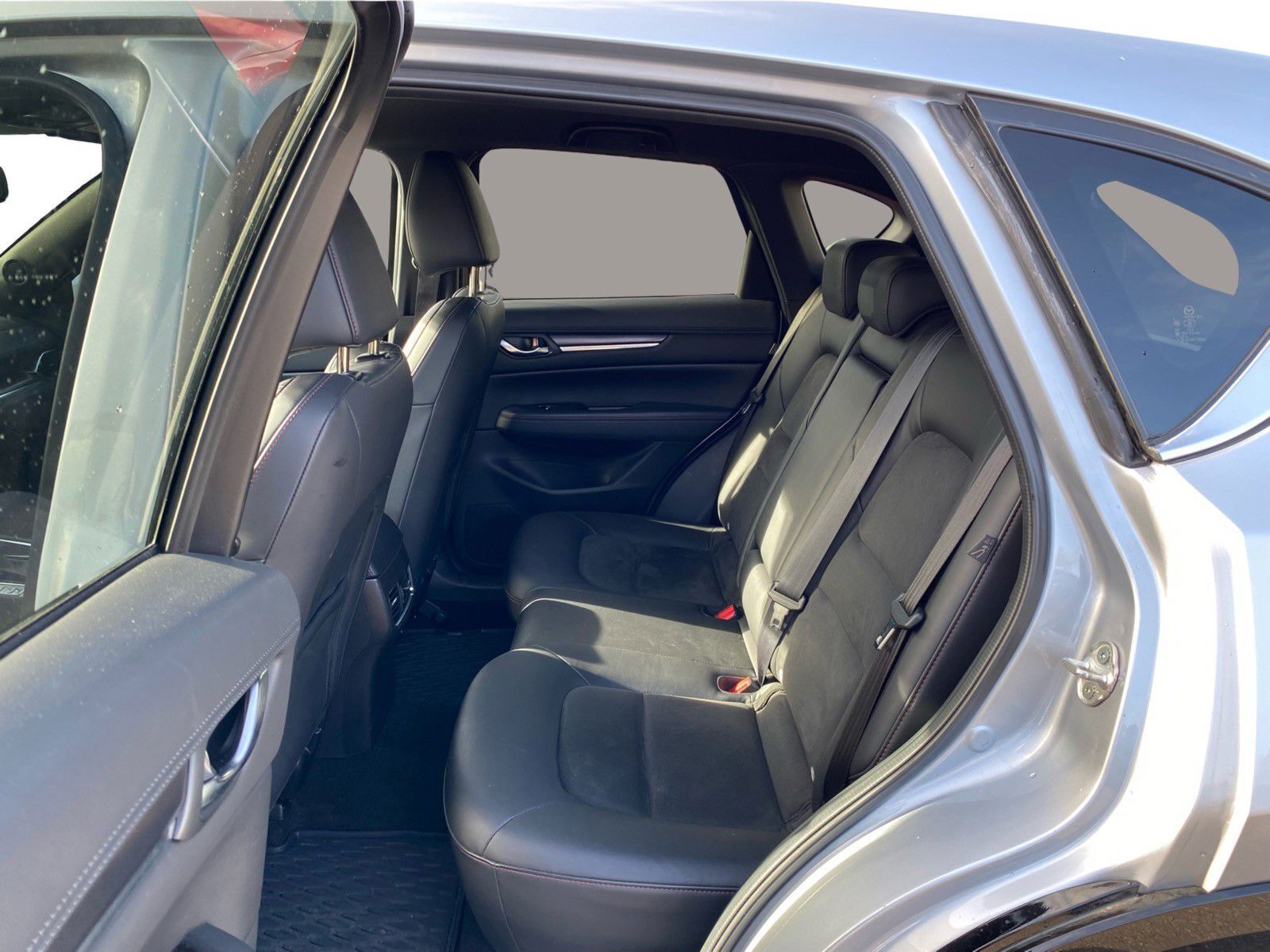 Grå Mazda CX-5 fra 2022