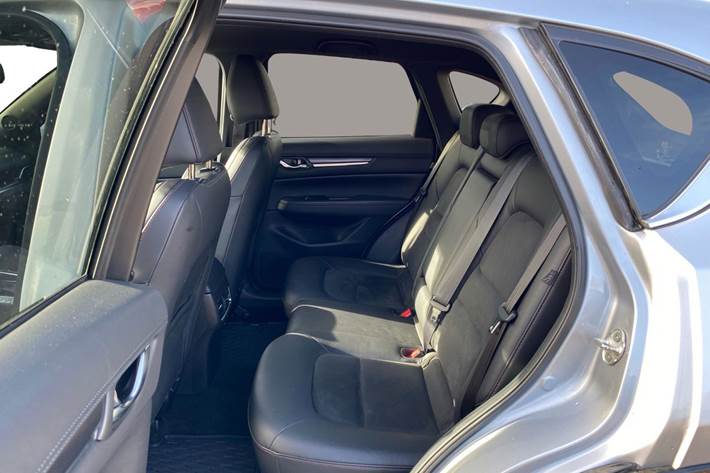 Grå Mazda CX-5 fra 2022