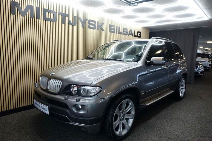Sort BMW X5 fra 2004