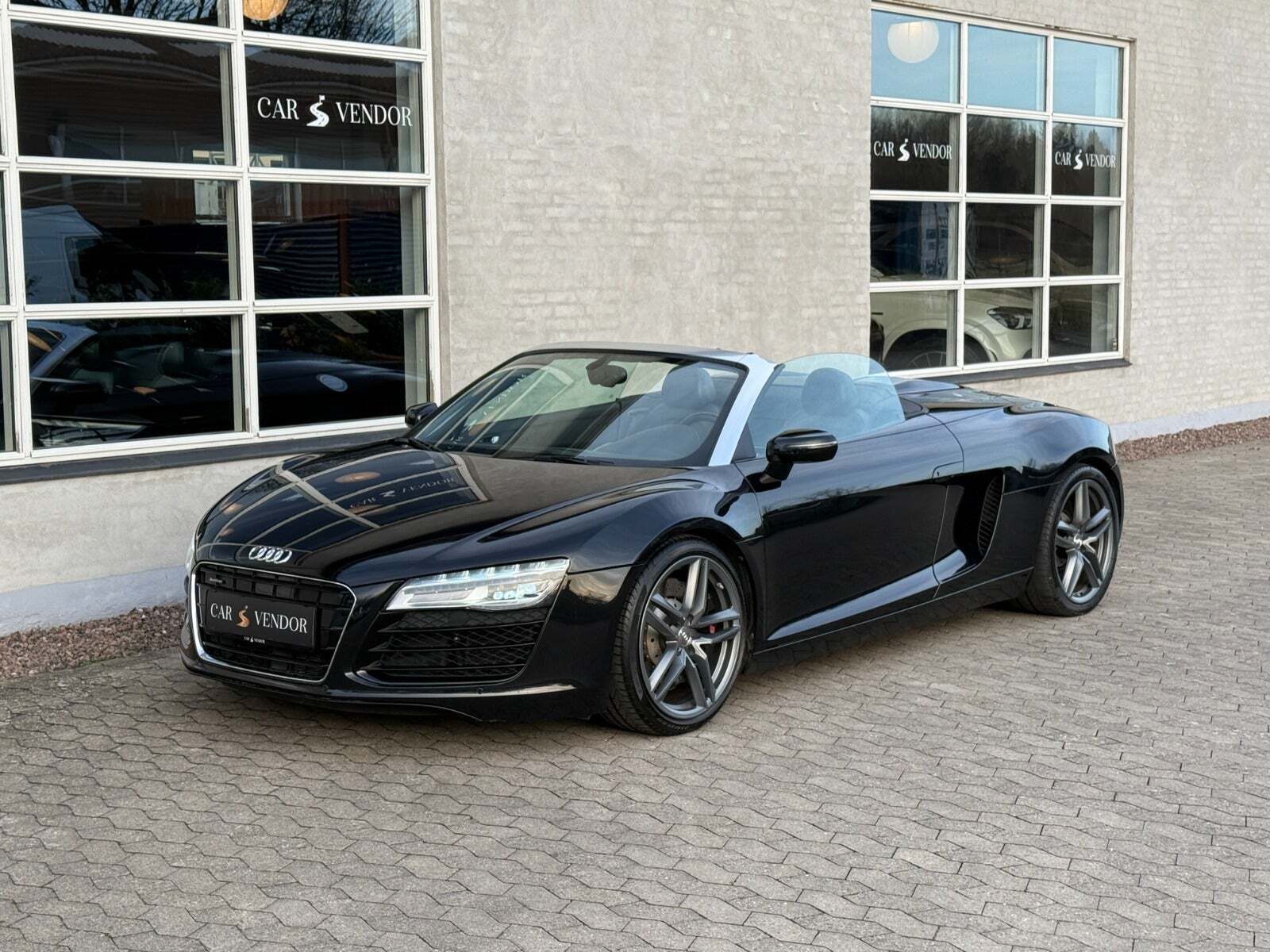 undefined Audi R8 fra 2014 set udefra