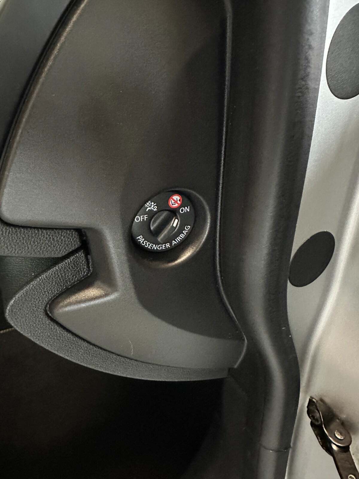 Sølv Renault Megane IV fra 2017