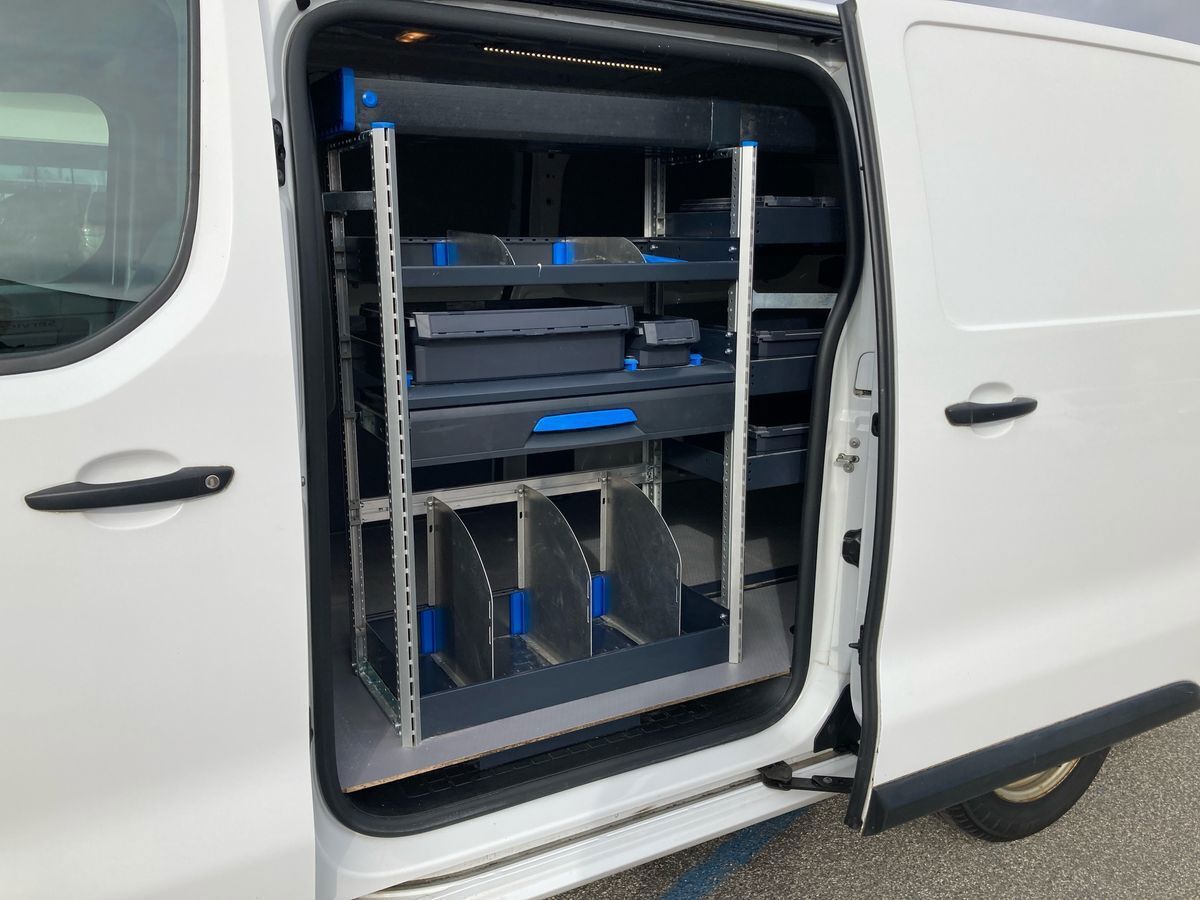 Hvid Toyota ProAce fra 2021