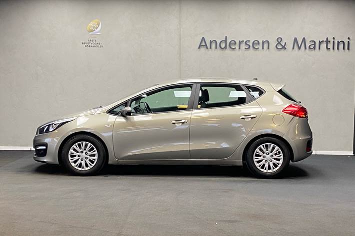 Sølv Kia Ceed fra 2016