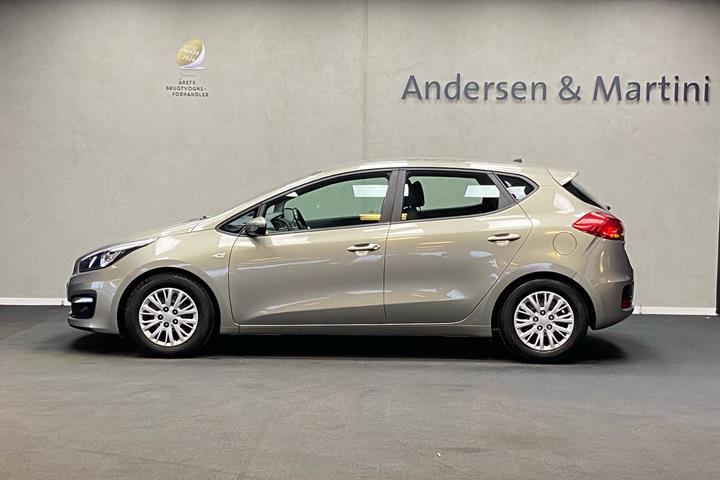 Sølv Kia Ceed fra 2016