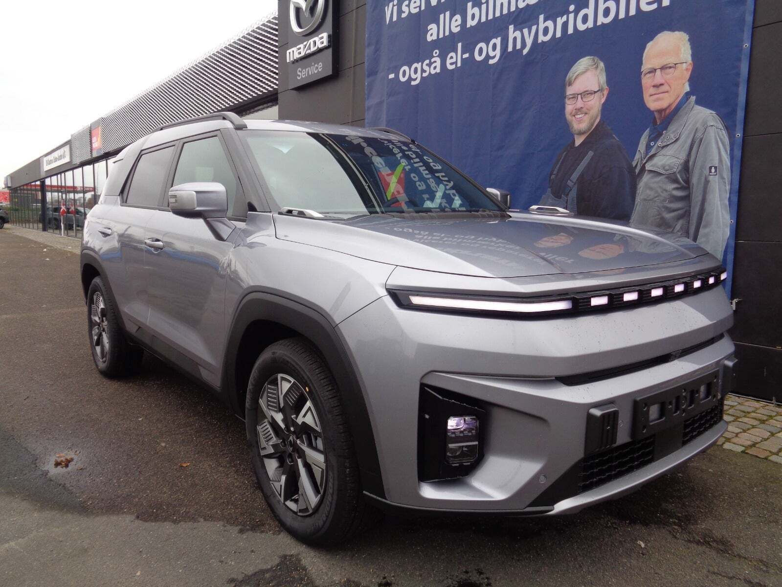 Grå KGM Torres EVX fra 2024