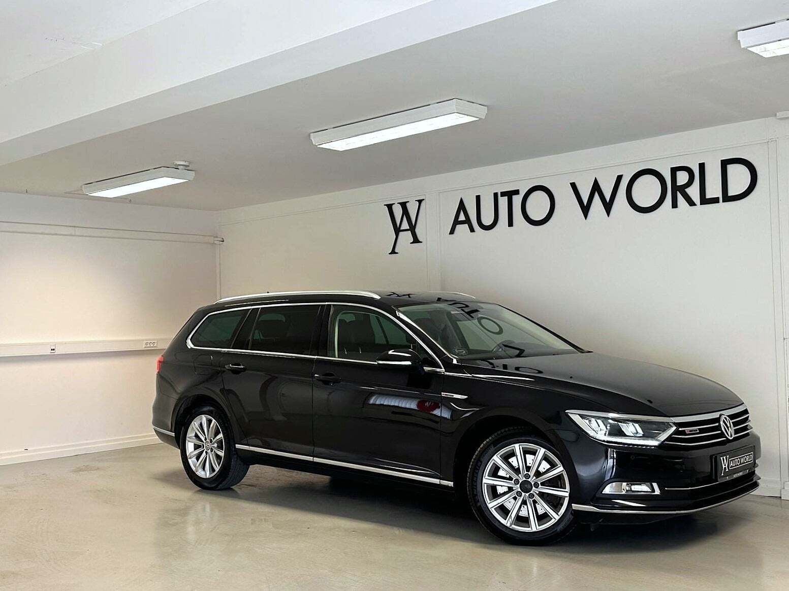 Sort VW Passat fra 2017