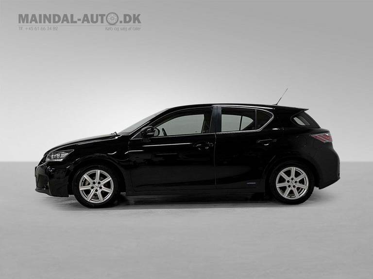 Lexus CT200h