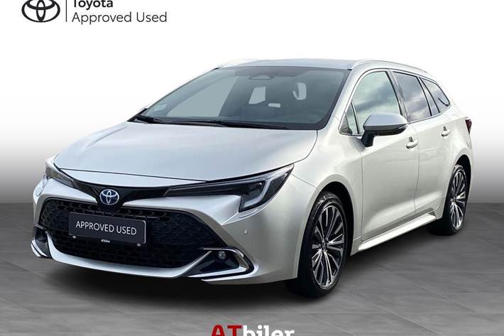 undefined Toyota Corolla fra 2024 set udefra