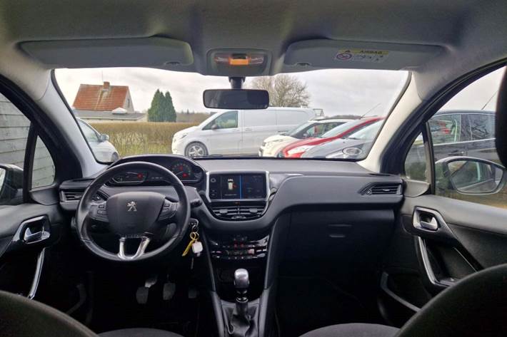 undefined Peugeot 208 fra 2019