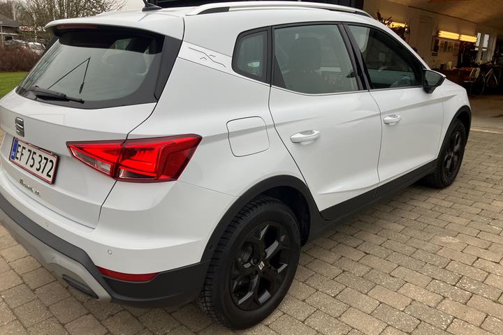 Hvid Seat Arona fra 2023