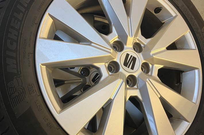 Hvid Seat Arona fra 2023