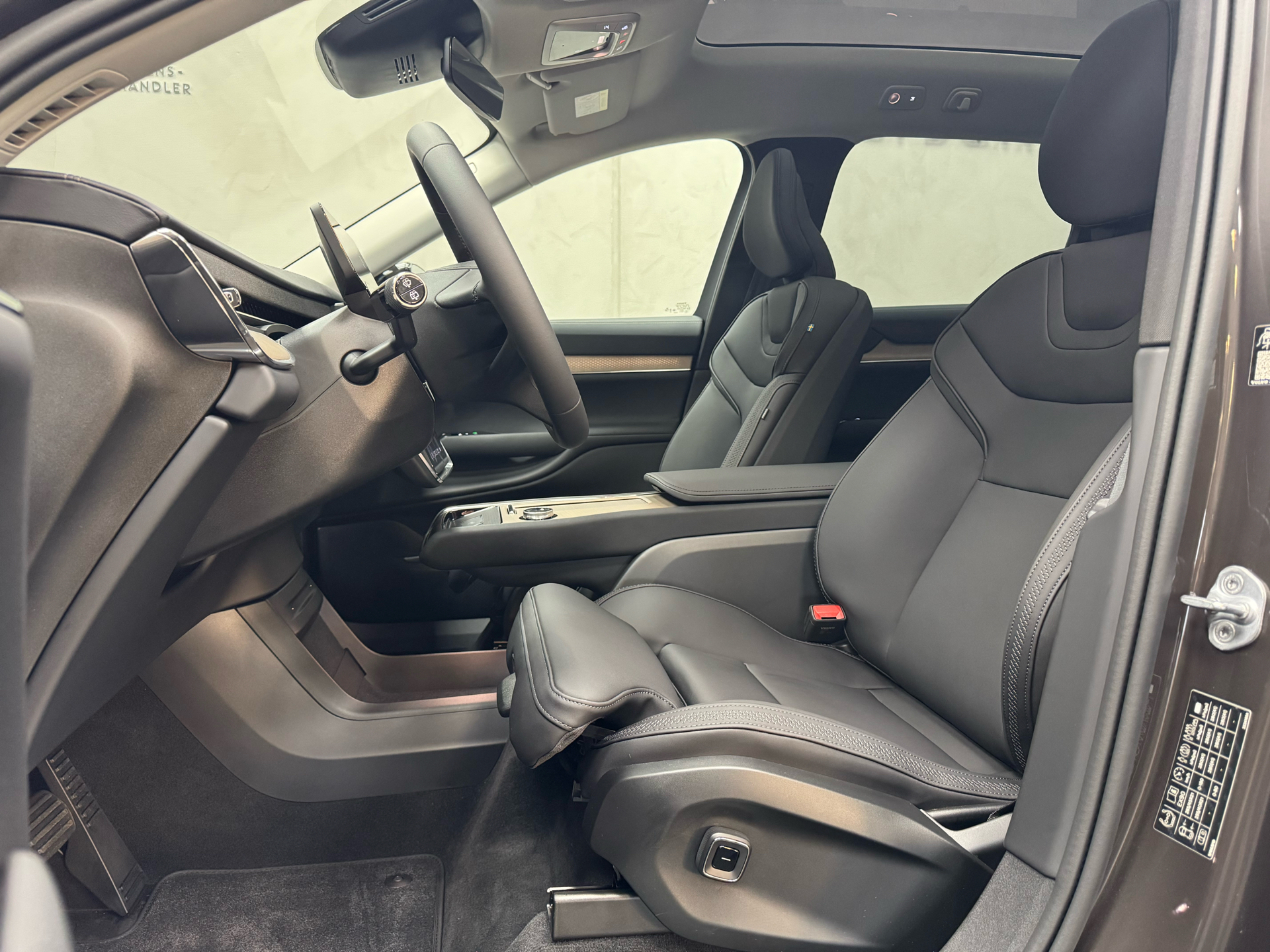Volvo EX90
