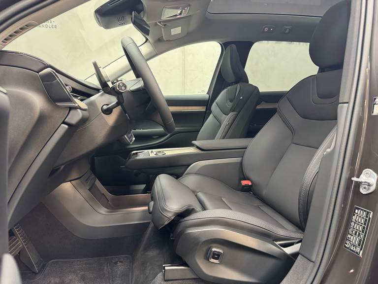 Volvo EX90