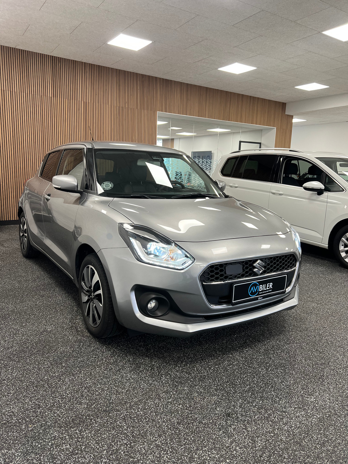 Sølv Suzuki Swift fra 2018