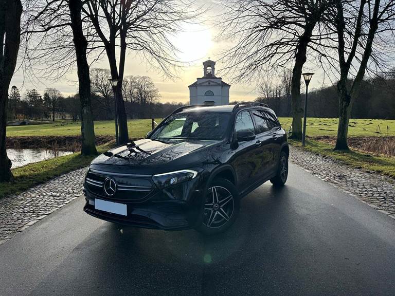 Mercedes EQB350