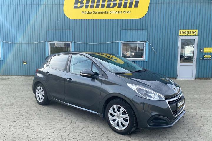 Grå Peugeot 208 fra 2016