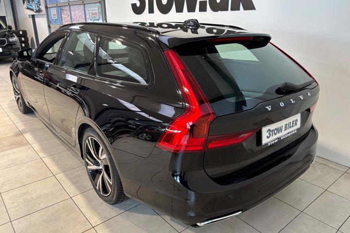 Sort Volvo V90 fra 2020