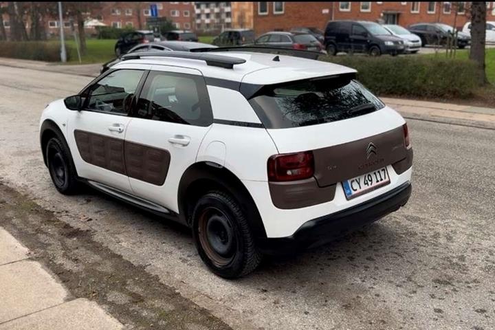 Hvid Citroën C4 Cactus fra 2015