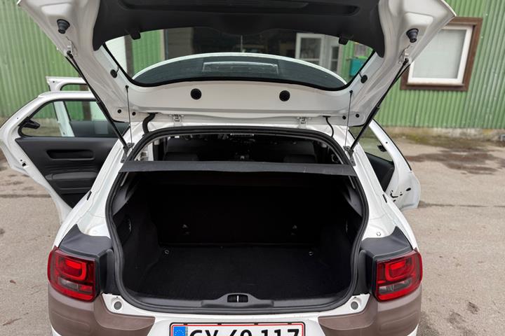 Hvid Citroën C4 Cactus fra 2015